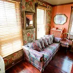Academy Bed & Breakfast