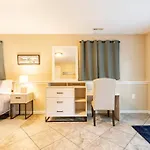 Annapolis Retreat - 7 Mins From Dta!
