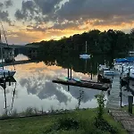 Weems Creek Cottage, Annapolis Waterfront