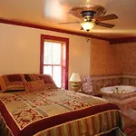 Academy Bed & Breakfast
