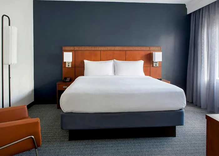 Courtyard By Marriott Annapolis