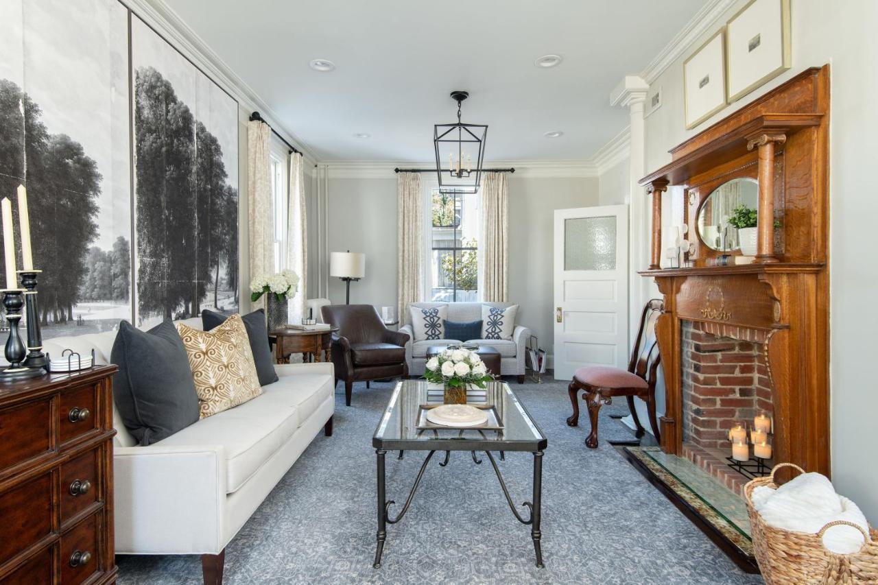 134 - Luxury Boutique Annapolis