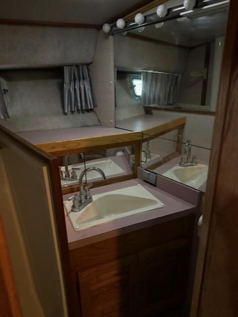 Boat Life - Overnight Annapolis