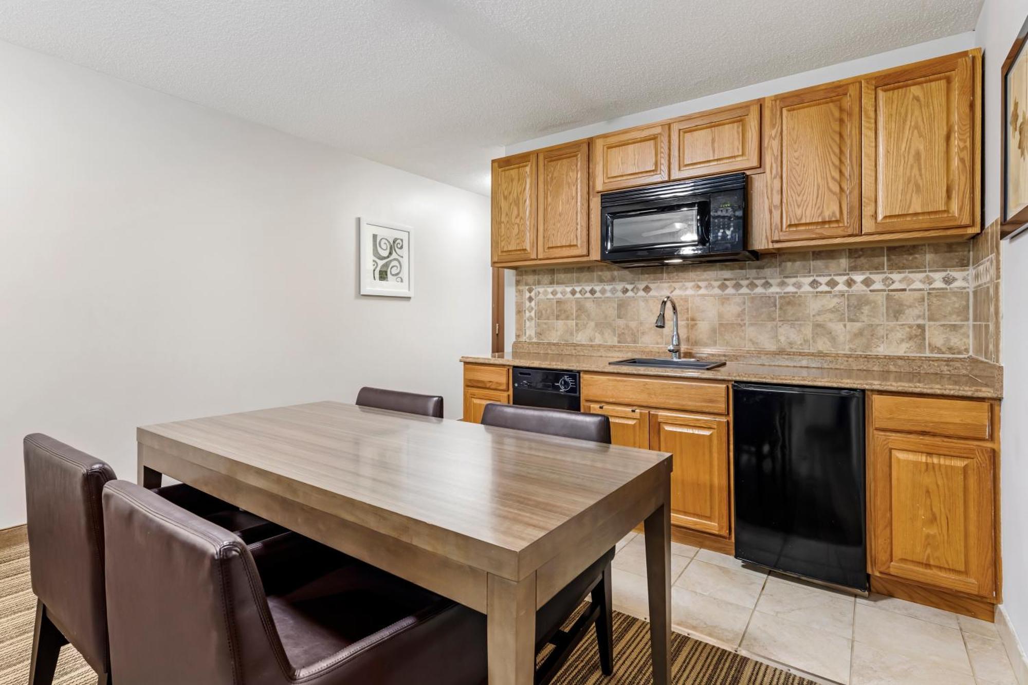 Hotel Country & By Radisson, Annapolis, Md