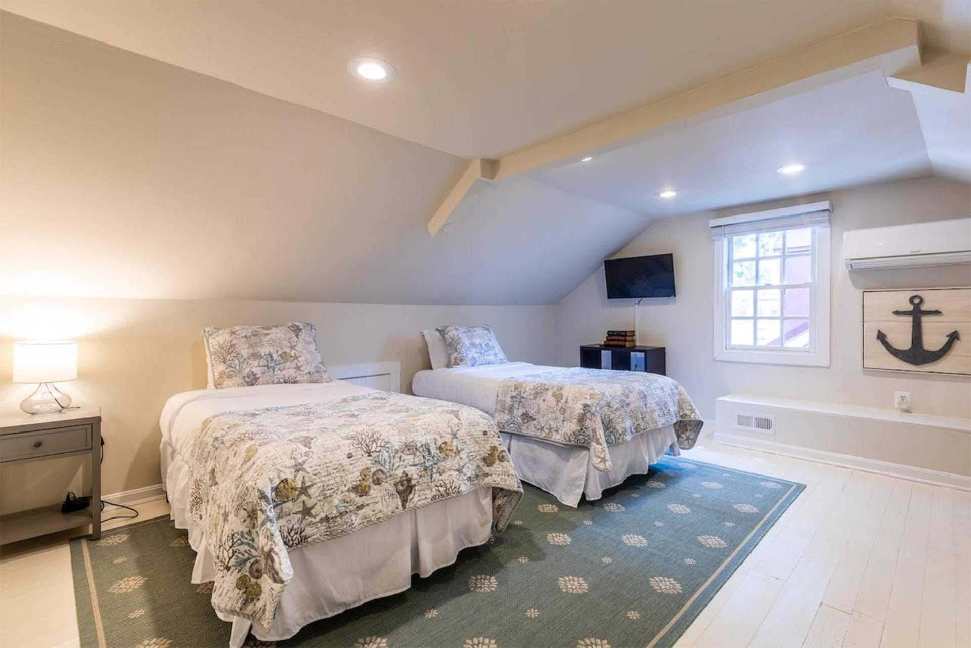 Holiday home The Hanover House Annapolis