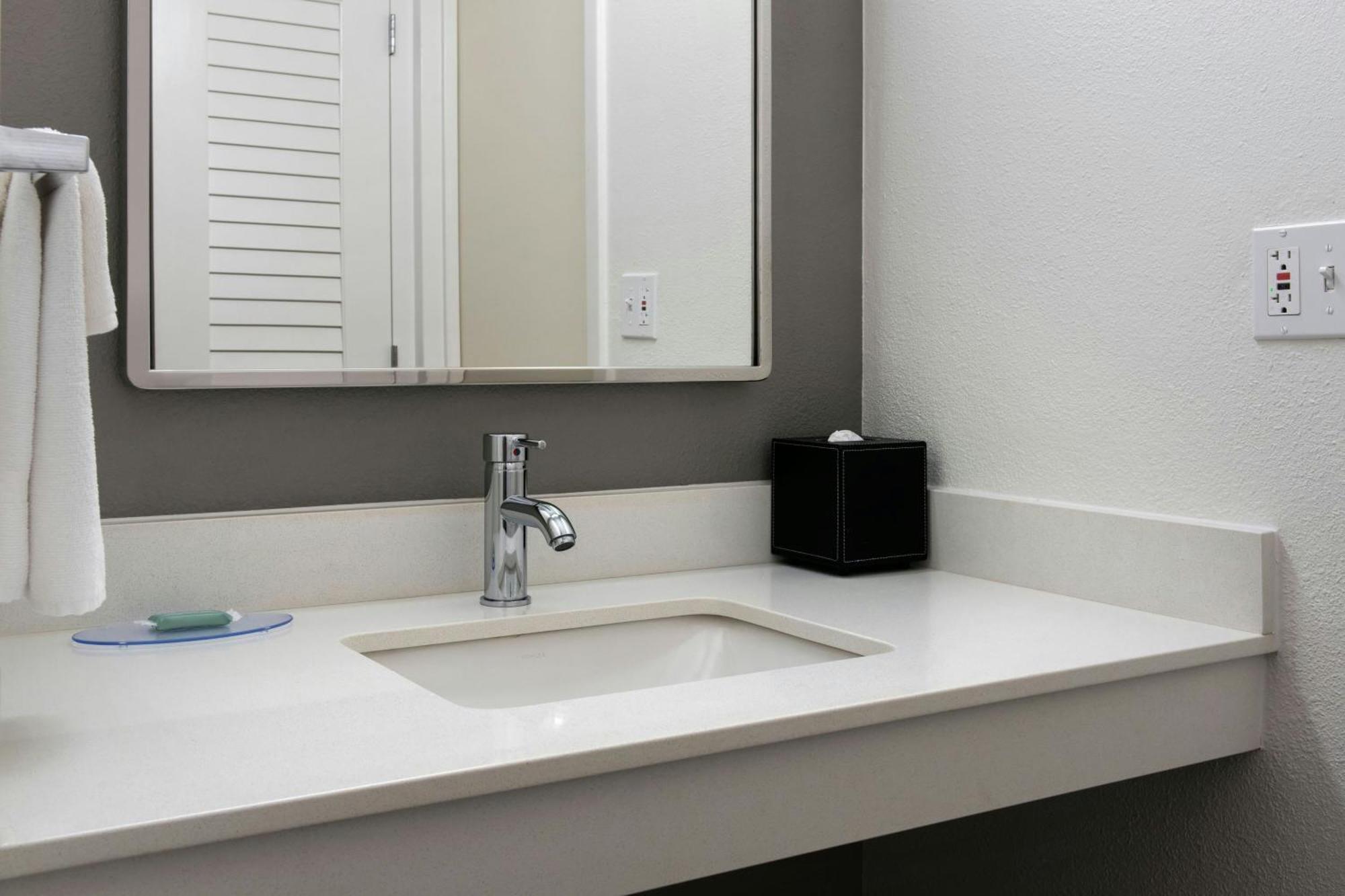 Courtyard By Marriott 3*
