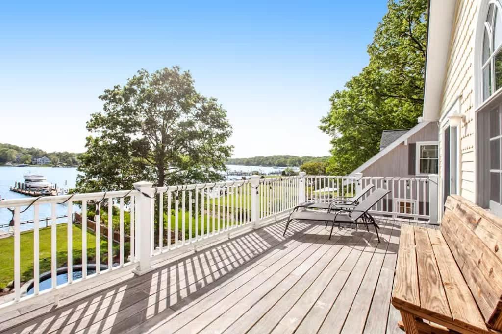Oasis By The Bay - Waterfront Heated Pool Hot Tub Annapolis