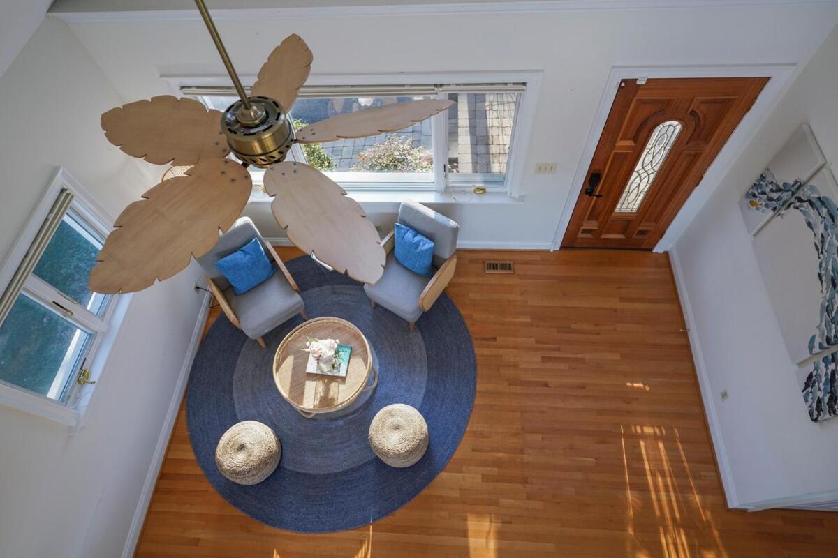 Waterfront Getaway - Dock Ur Boat & Walk To