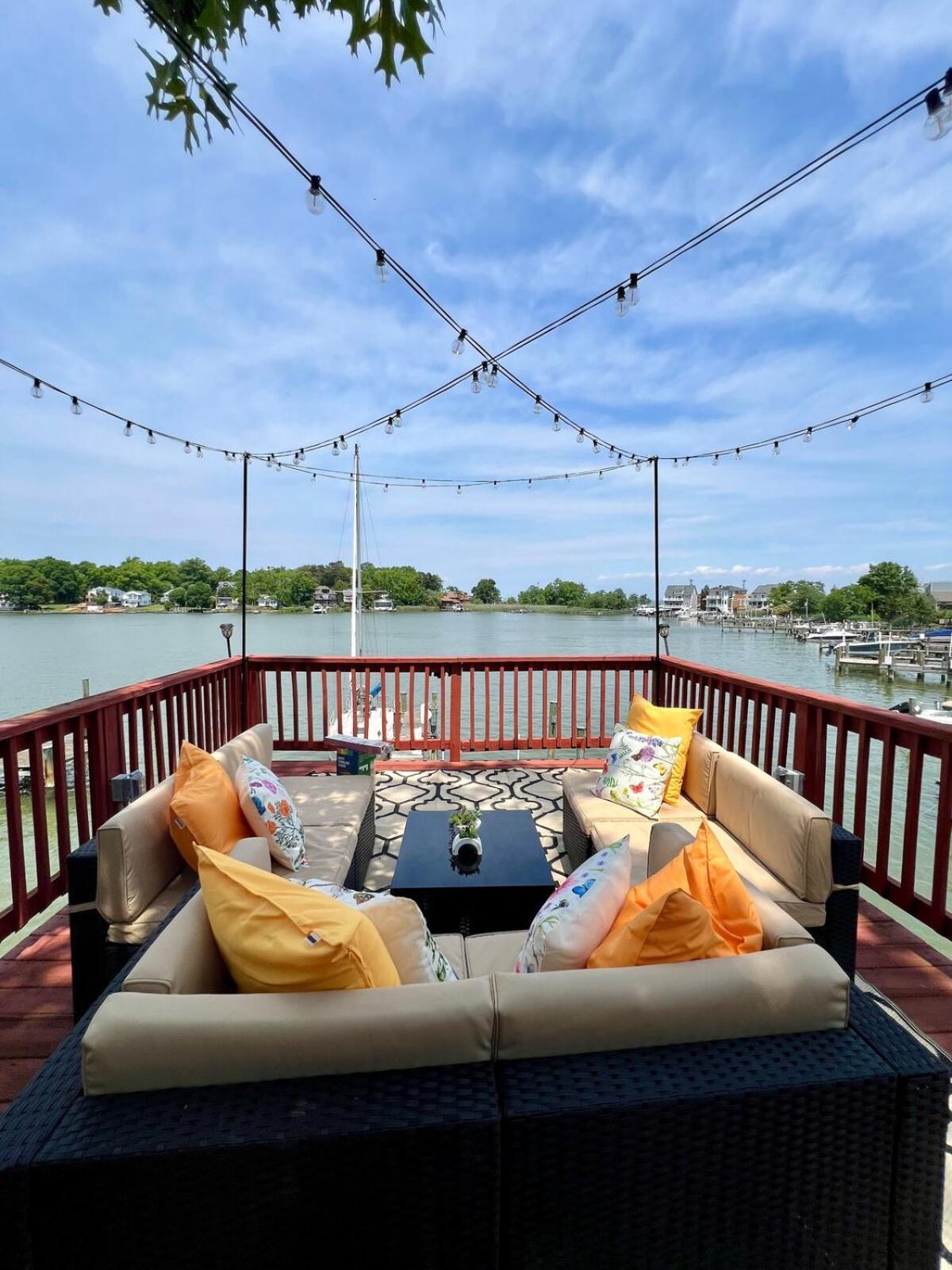 Holiday home Waterfront Getaway - Dock Ur Boat & Walk To Annapolis