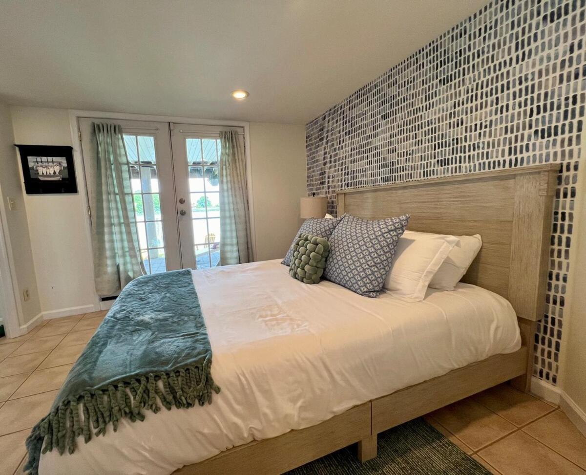 Waterfront Getaway - Dock Ur Boat & Walk To Annapolis