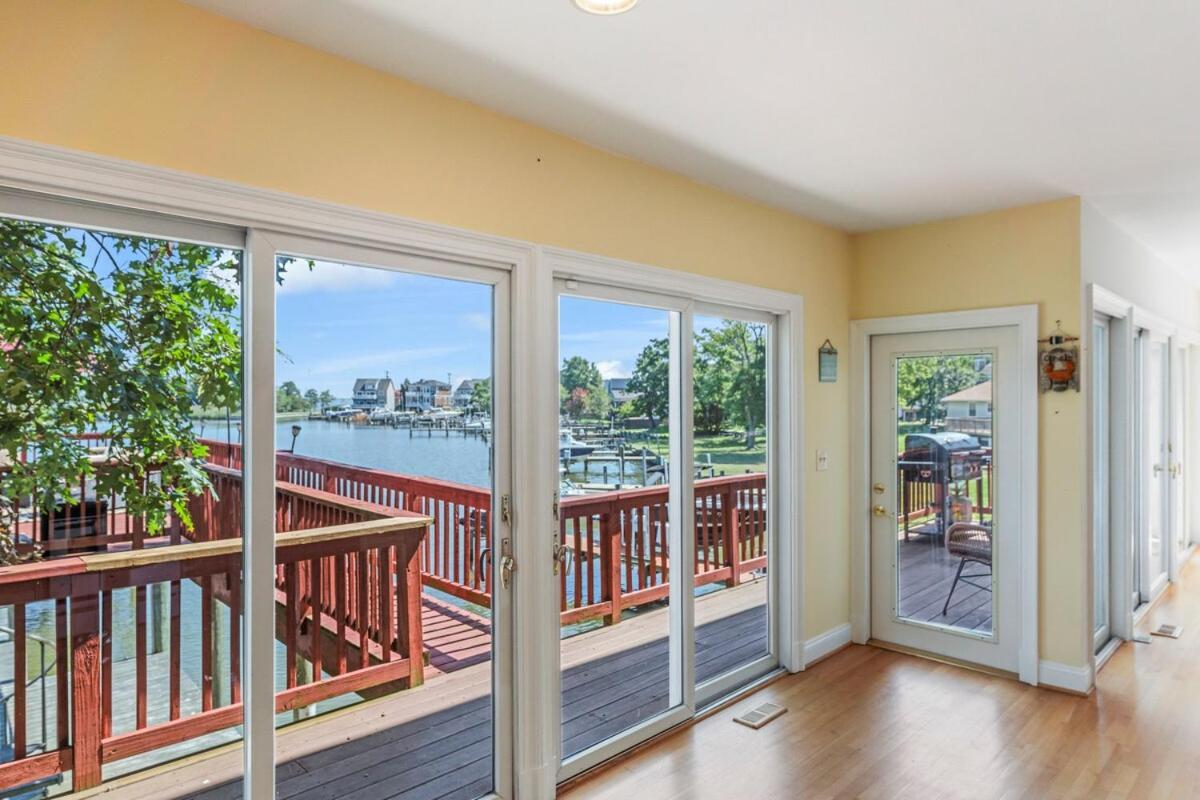Waterfront Getaway - Dock Ur Boat & Walk To Annapolis