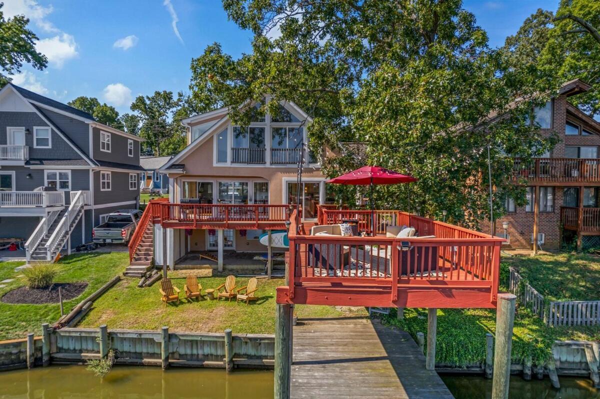 Waterfront Getaway - Dock Ur Boat & Walk To Holiday home Annapolis
