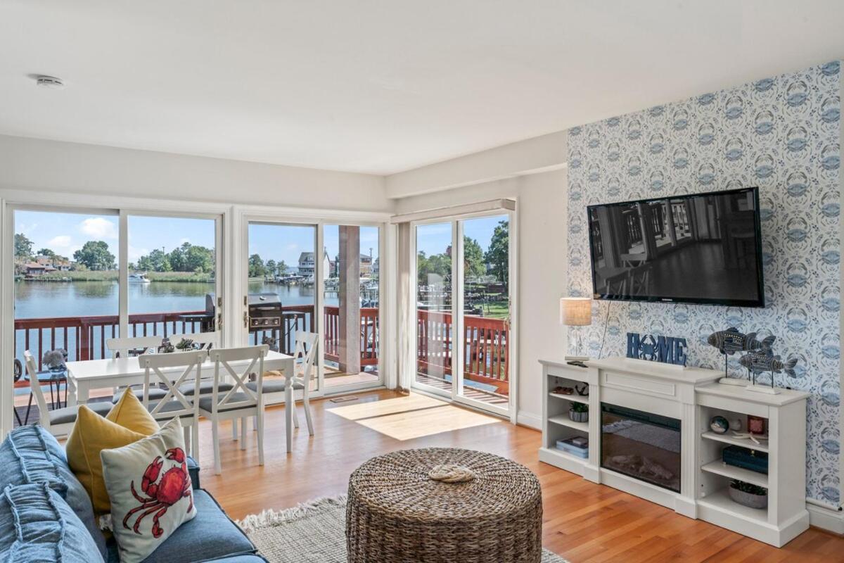 Waterfront Getaway - Dock Ur Boat & Walk To * Annapolis