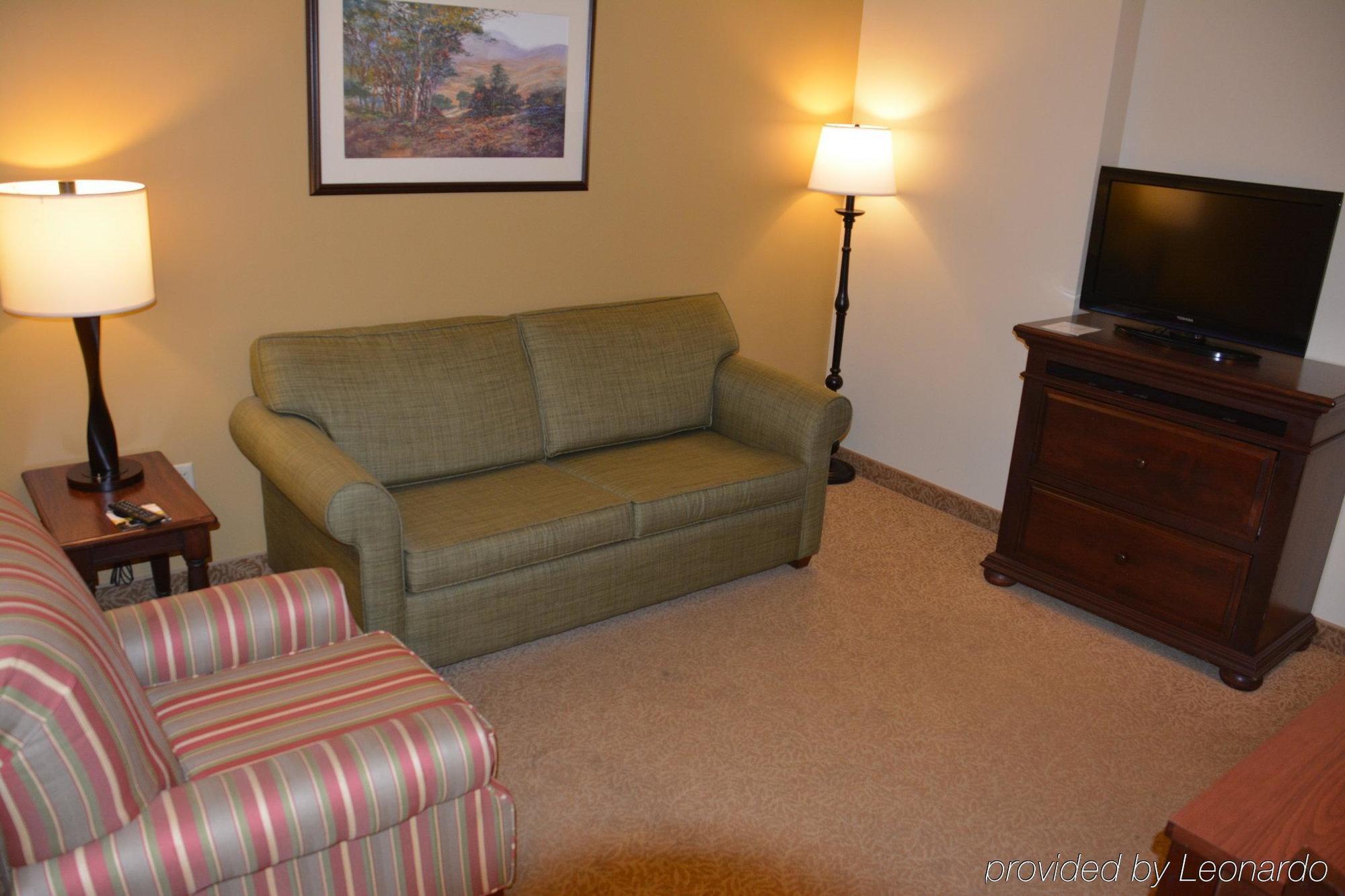 Country & By Radisson, Annapolis, Md