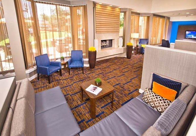 Courtyard By Marriott
