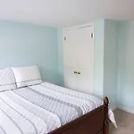 Cozy 2Br Home W/ Parking In Downtown Annapolis