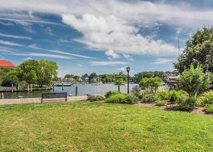 Cozy 2Br Home W/ Parking In Downtown Annapolis