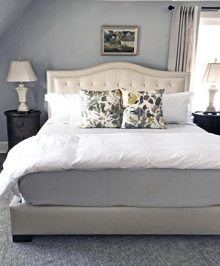 134 - Luxury Boutique Annapolis