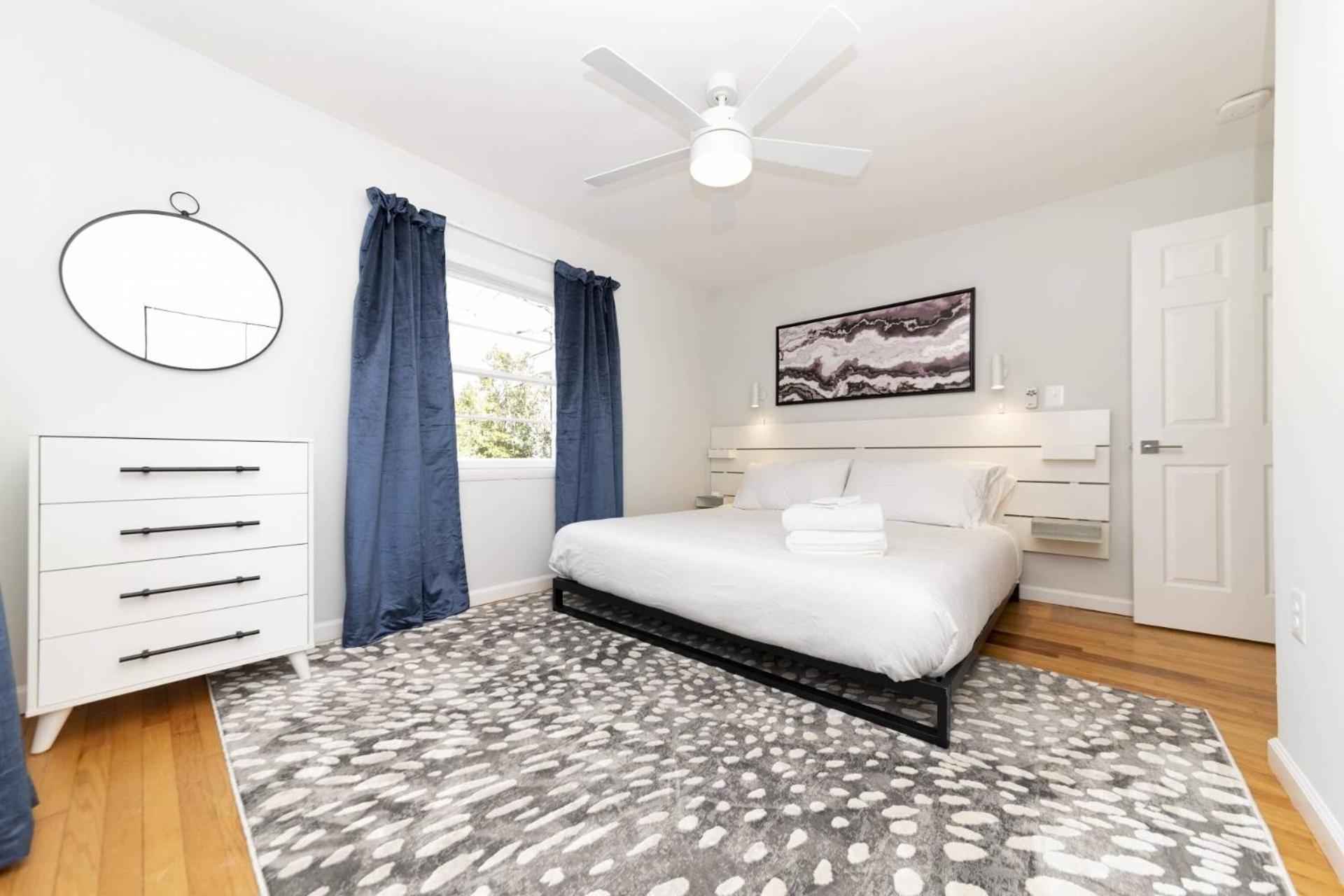 Admiral's Retreat - Itrip Holiday home
